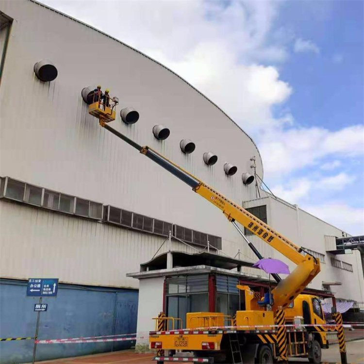 唐山高空作业车出租服务：专业广告牌安装解决方案